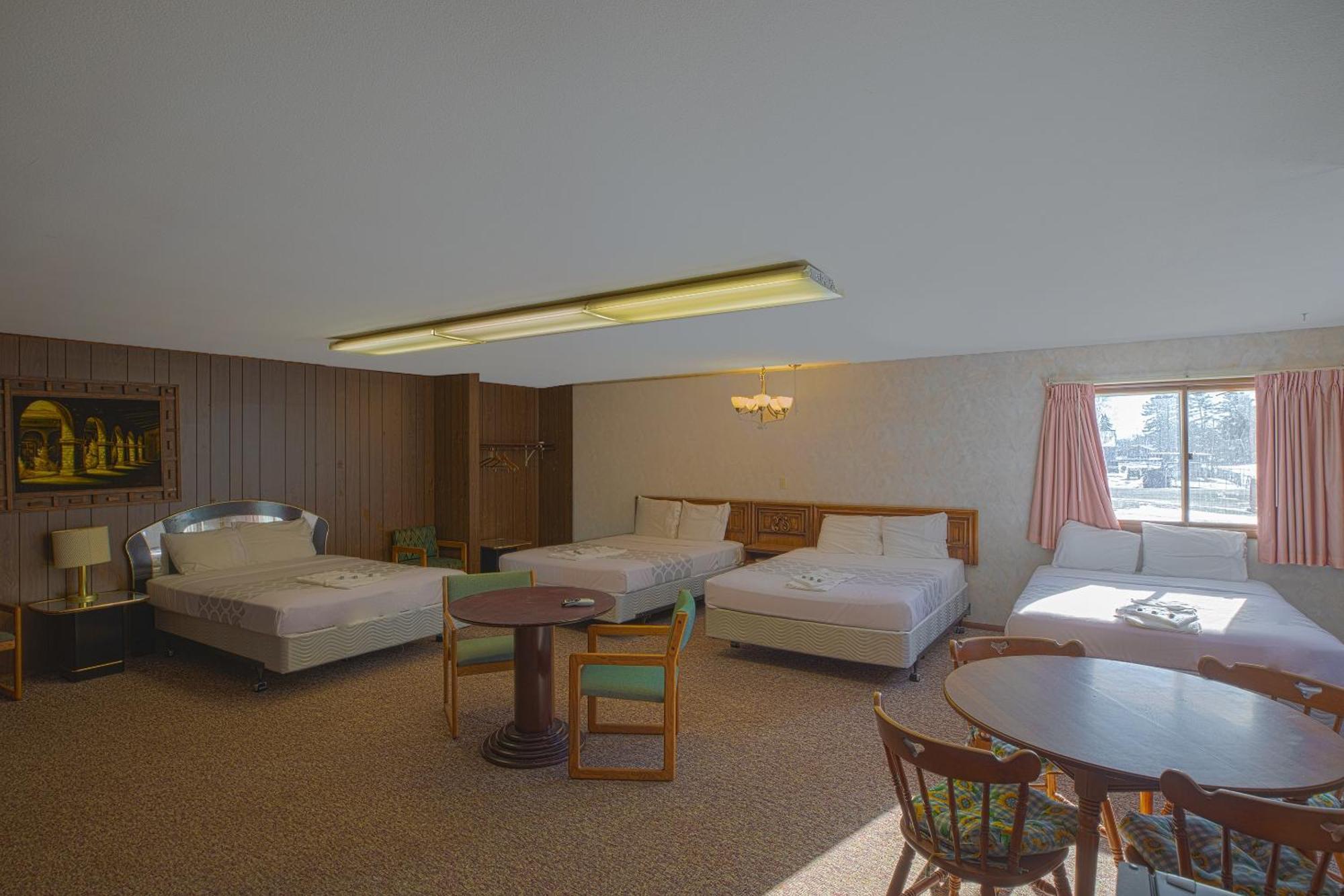 Love Hotels Tomahawk By Oyo At Lake Mohawksin Wi Luaran gambar